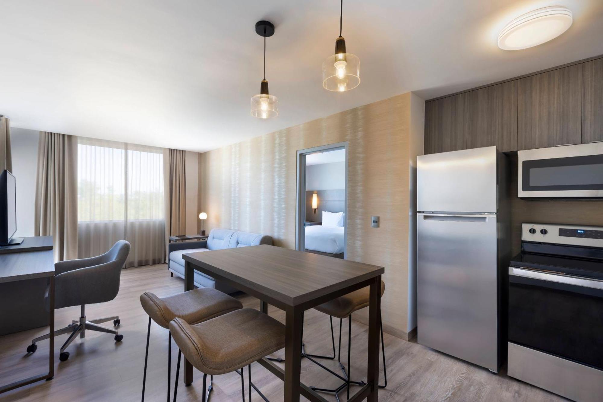 Residence Inn By Marriott Cancun Hotel Zone Екстериор снимка