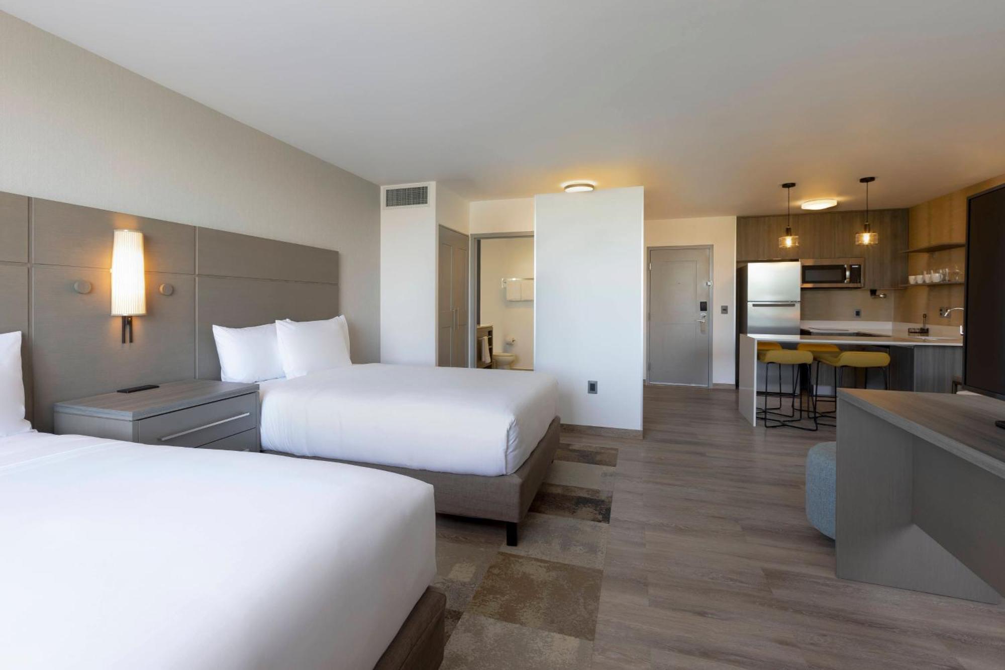 Residence Inn By Marriott Cancun Hotel Zone Екстериор снимка